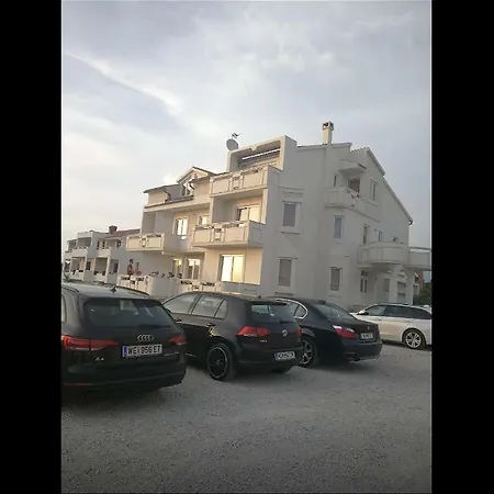 Apartments Mirage Novalja Exterior photo