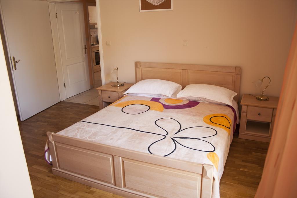 Mirage Apartment Novalja