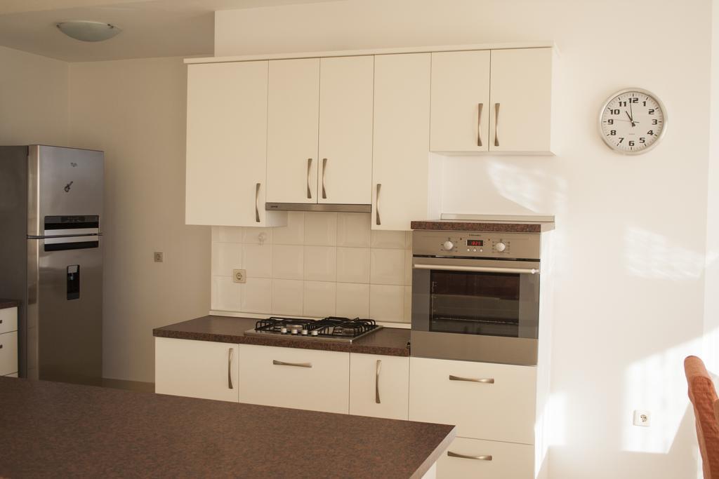 Apartment Mirage